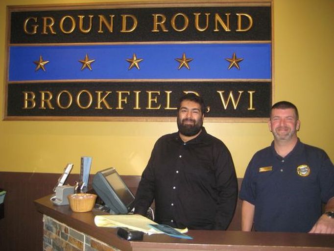 Azeem Virani brings Ground Round restaurant back to Milwaukee, hires 85 employees