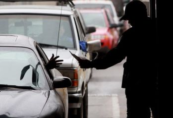 Canadian immigration lawyers are urging patience in the wake of Trump’s travel ban. Photo from Getty Images
