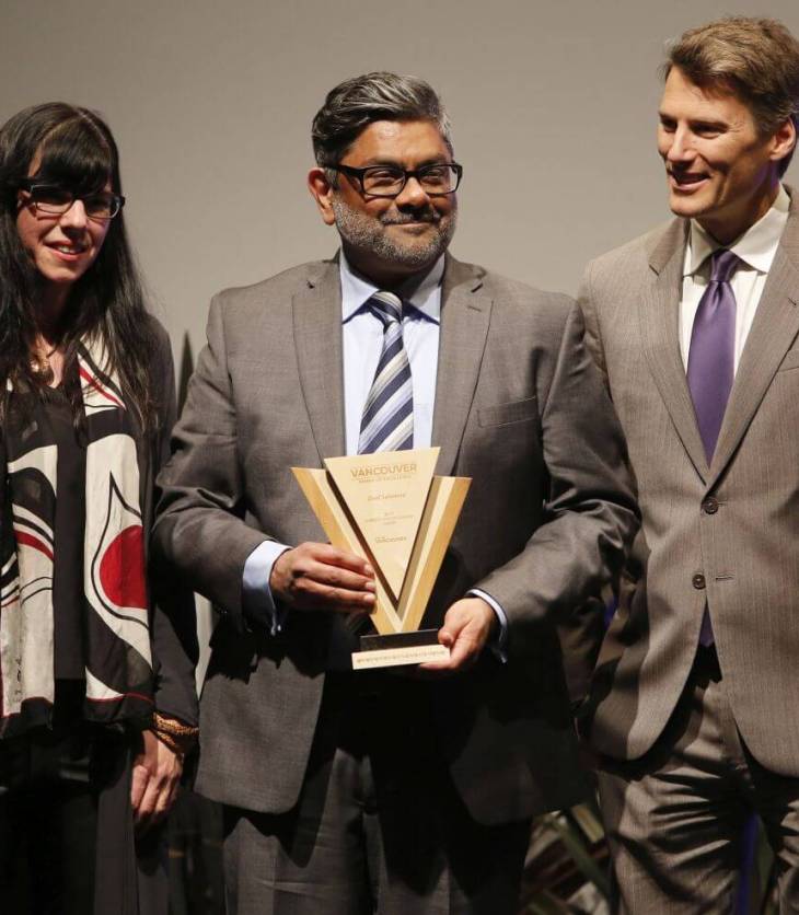 Zool Suleman receives 2017 Award of Excellence in the Diversity and Inclusion