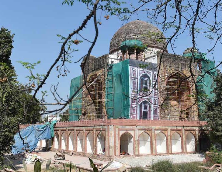 Poet Rahim's tomb regains its beauty, history and poetry