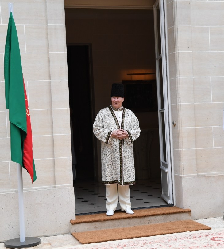 Photo Gallery: Diamond Jubilee Homage Ceremony