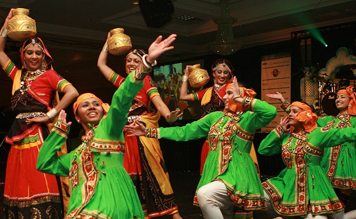 Celebrating Community: Learn Garba & Dandiya Dance at the Aga Khan Museum grounds
