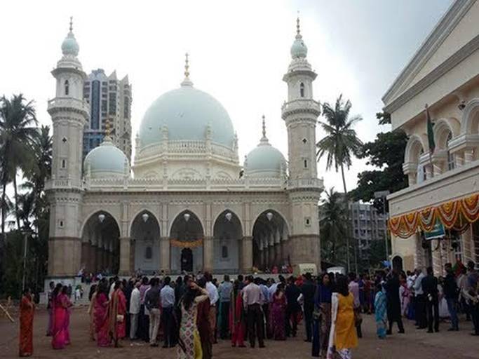 Video: Ismailis celebrate 60th year of Aga Khan's Imamat in Mumbai