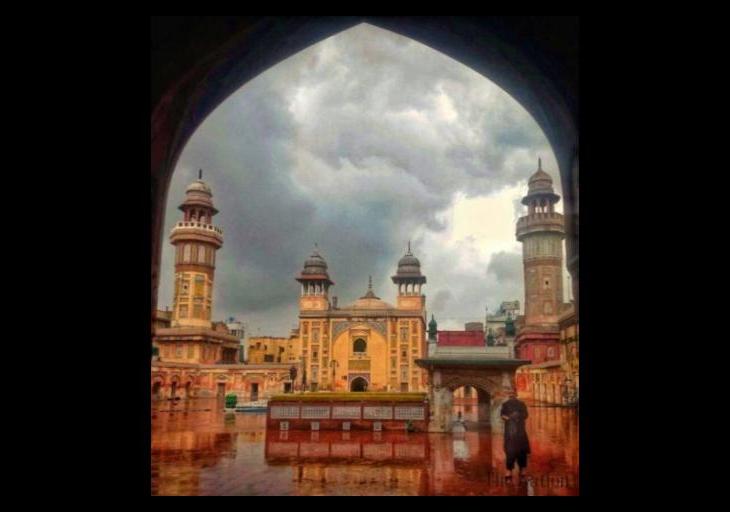 Restoring the glory of Wazir Khan Mosque