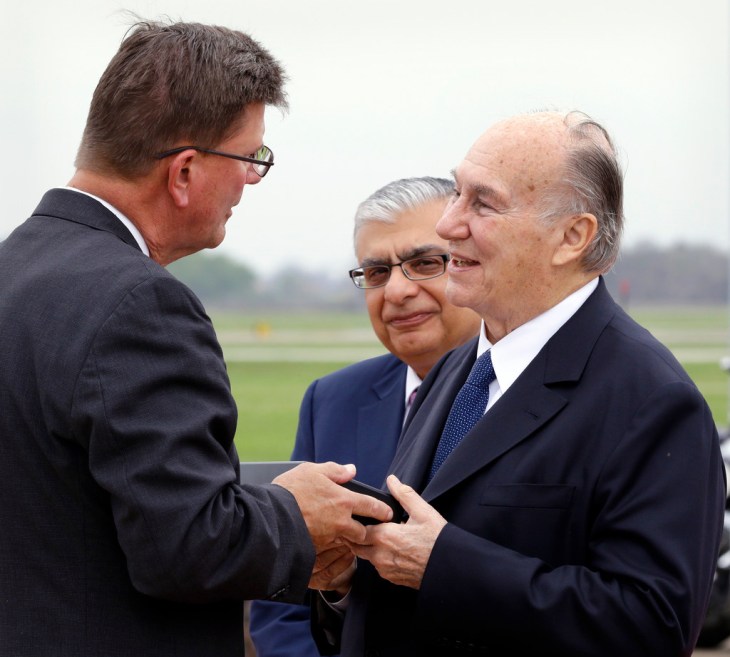 Mayor of Sugar Land Texas USA Presents The Key to the City to His Highness the Aga Khan