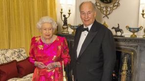 The Queen hosts dinner to mark Aga Khan’s diamond jubilee | The National UAE
