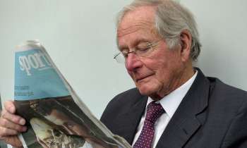 For four years from 1999, Huw Thomas worked with the Aga Khan Foundation in Tajikistan, helping to sort out a huge Soviet-era hospital in Khorog, on the Afghan border