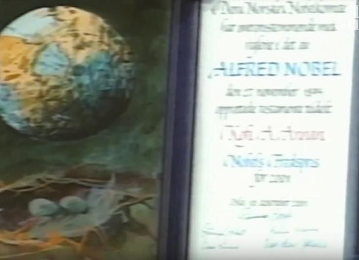 Watch Kofi Annan awarded the Nobel peace prize in 2001