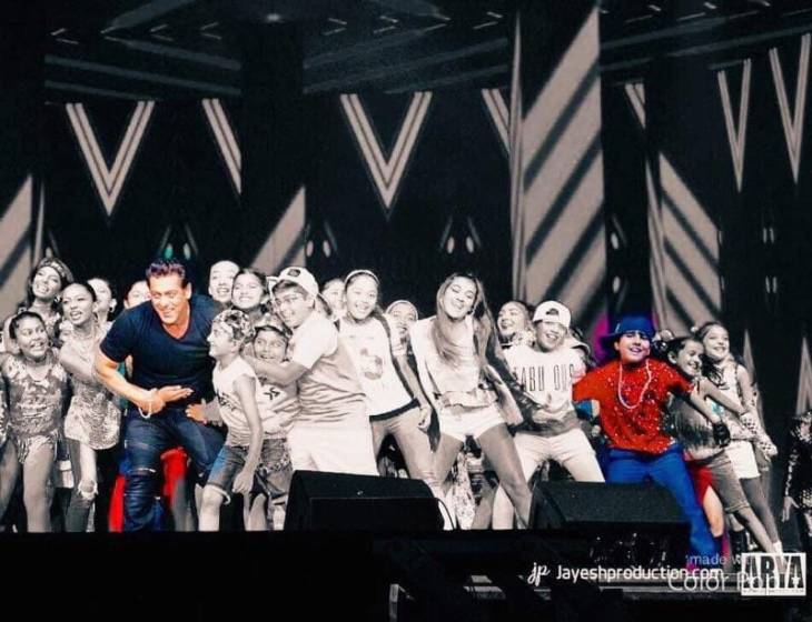 EshanKhalaniwithSalmankhan