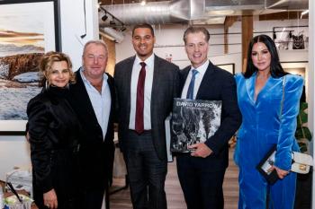 Chicago Bears head coach Matt Eberflus is presented with the Iron Horse Award during a ALS United Chicago fundraiser- with Arica Hilton, David Yarrow, Ryan Poles, Coach Eberflus and Kelly Eberflus. Image credit: Jacob Funk
