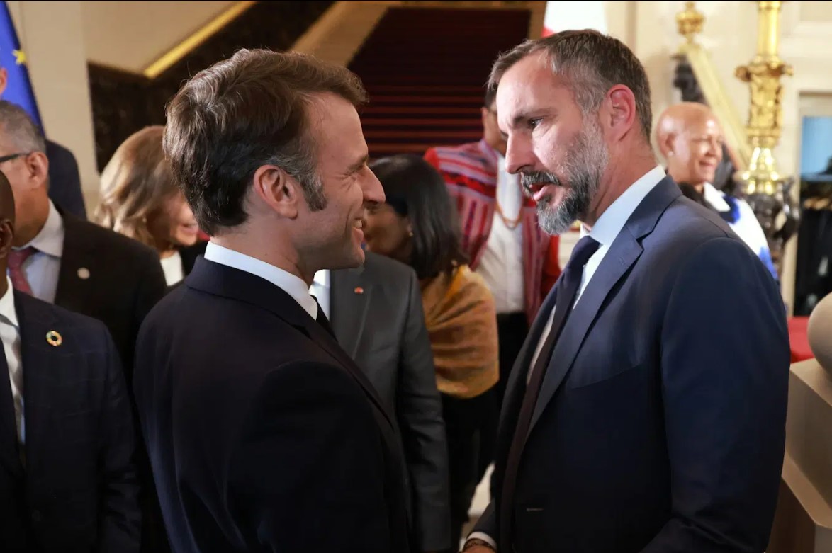 Paris, France. March 27, 2025: His Highness the Aga Khan, Prince Rahim al-Hussaini Aga Khan V, in conversation with President Emmanuel Macron at the Nutrition for Growth (N4G) Summit. Hosted by the French Ministry for Europe and Foreign Affairs, in collaboration with the N4G Steering Group and the Paris Peace Forum – of which AKDN is a founding partner – the Summit is taking place following a 20-year tradition of being organised by the host country of the most recent Olympic and Paralympic Games. Image credit: AKDN / Frederic Bukajlo